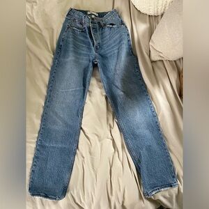 Abercrombie 90s ultra high rise straight jeans, asymmetric button, sz 24 short